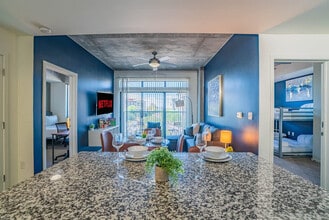 333 E Roosevelt St in Phoenix, AZ - Building Photo - Building Photo