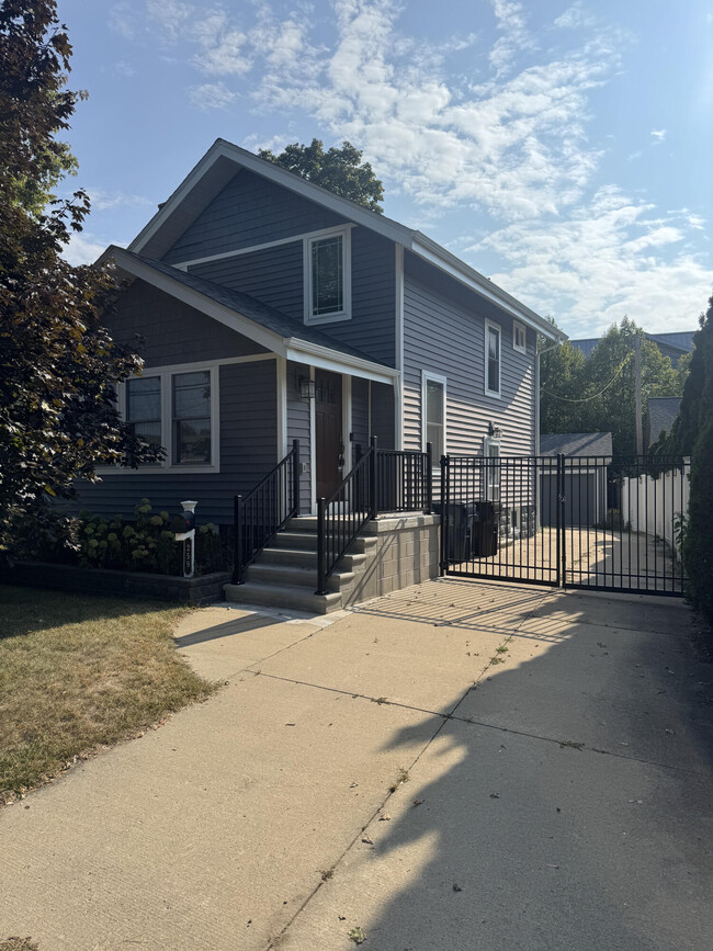 property at 259 Elizabeth St