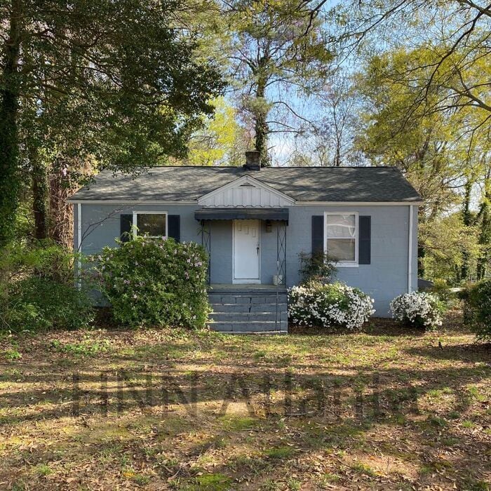 3323 Midway Rd-Unit -2 in Decatur, GA - Foto de edificio