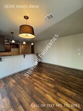 18200 Viento Dr in Edmond, OK - Building Photo - Building Photo