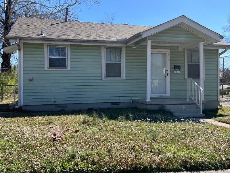 1917 Bragg St in Little Rock, AR - Building Photo