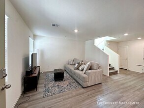 4974 Fern Mesa Ave in Enterprise, NV - Building Photo - Building Photo