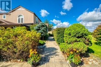 2764 Governors Rd in Hamilton, ON - Building Photo - Building Photo