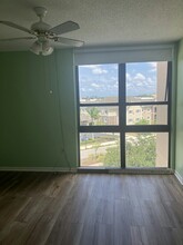 21405 Olean Blvd in Port Charlotte, FL - Building Photo - Building Photo