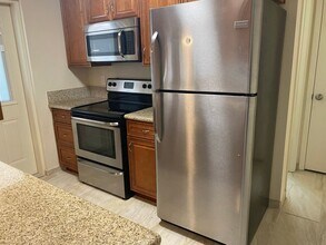 1934 Miami Ave in Kingman, AZ - Building Photo - Building Photo