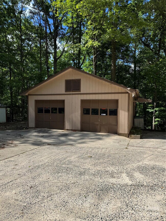4797 Asbury Church Rd in Lincolnton, NC - Building Photo - Building Photo