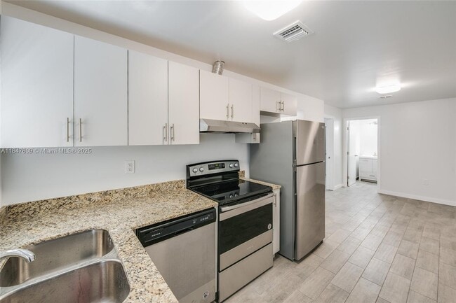 property at 1604 SW 9th St
