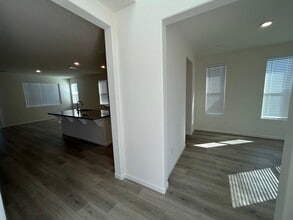 3538 E Harter Ave in Visalia, CA - Building Photo - Building Photo