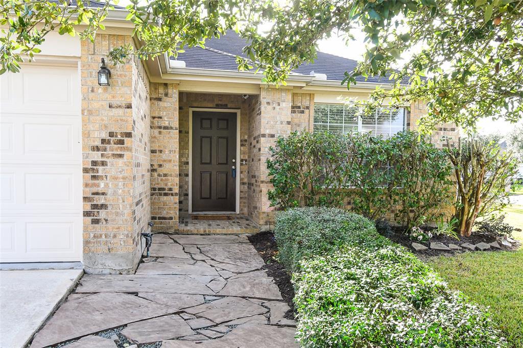 2611 Tammony Park in Friendswood, TX - Building Photo
