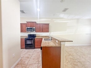 8542 Gablebend Way in Tampa, FL - Building Photo - Building Photo