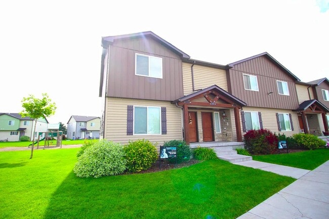 521 Countryside Ave in Rexburg, ID - Building Photo - Building Photo