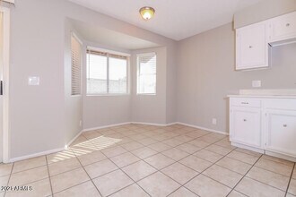 10003 N 87th Dr in Peoria, AZ - Building Photo - Building Photo