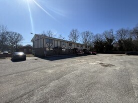 413 Anderson Ave in Fort Valley, GA - Building Photo