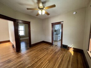 1041 Magnolia Ave E in St. Paul, MN - Building Photo - Building Photo