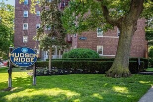 7300 JFK Blvd E in North Bergen, NJ - Building Photo