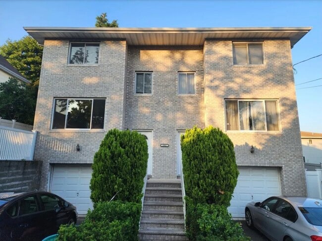 103 Prescott Ave, Unit B