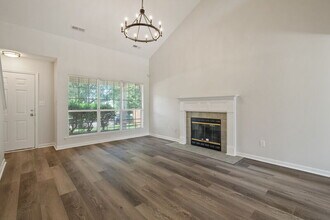 142 Bremerton Dr SW in Huntsville, AL - Building Photo - Building Photo