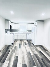 510 N 2nd Ave in Siler City, NC - Building Photo - Building Photo