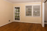 704 S Maple St in Columbia, SC - Building Photo - Interior Photo