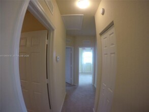 8760 NW 97th Ave in Doral, FL - Building Photo - Building Photo