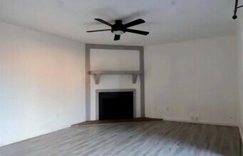 1212 N Major Dr in Beaumont, TX - Building Photo - Building Photo