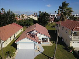 1502 N Daytona Ave in Flagler Beach, FL - Building Photo