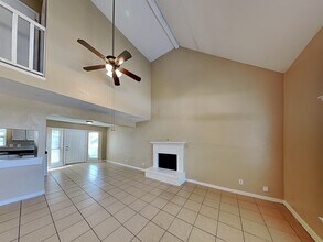 1386 Southridge Dr in Lancaster, TX - Building Photo - Building Photo