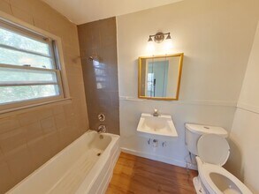 2811 W 3rd St N in Wichita, KS - Building Photo - Building Photo