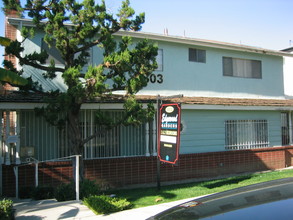 Edgewood Apartments in Inglewood, CA - Building Photo - Building Photo