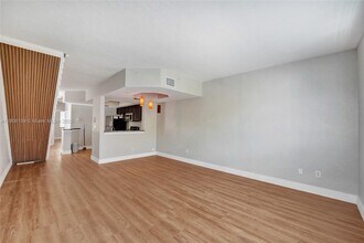 781 SW 148th Ave in Davie, FL - Building Photo - Building Photo