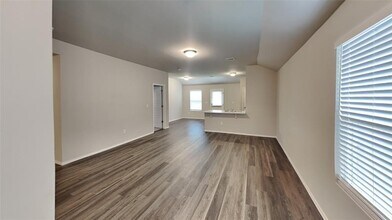 1432 Dustin Dr in Edmond, OK - Building Photo - Building Photo
