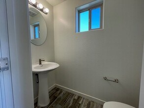 4200 N Viewpoint Dr in Prescott Valley, AZ - Building Photo - Building Photo