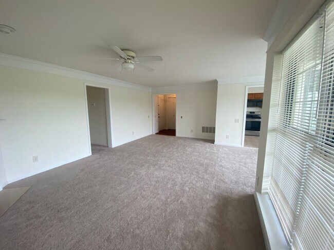 8072 Stonewall Brigade Ct in Manassas, VA - Building Photo - Building Photo