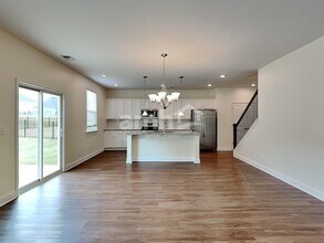 241 Lake Vista Dr in Loganville, GA - Building Photo - Building Photo