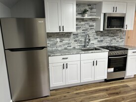 47 Sequoia Dr, Unit A in Coram, NY - Building Photo