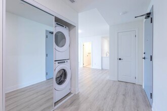 3370 Stella Crescent in Windsor, ON - Building Photo - Building Photo