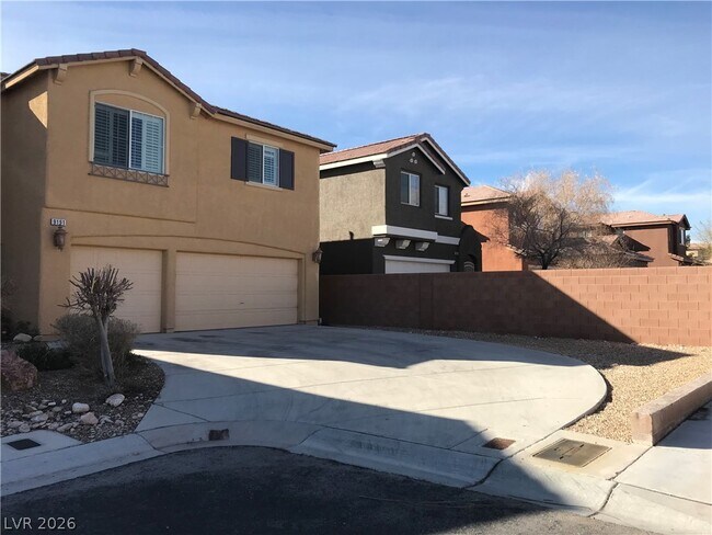 property at 9191 Dutch Oven Ct