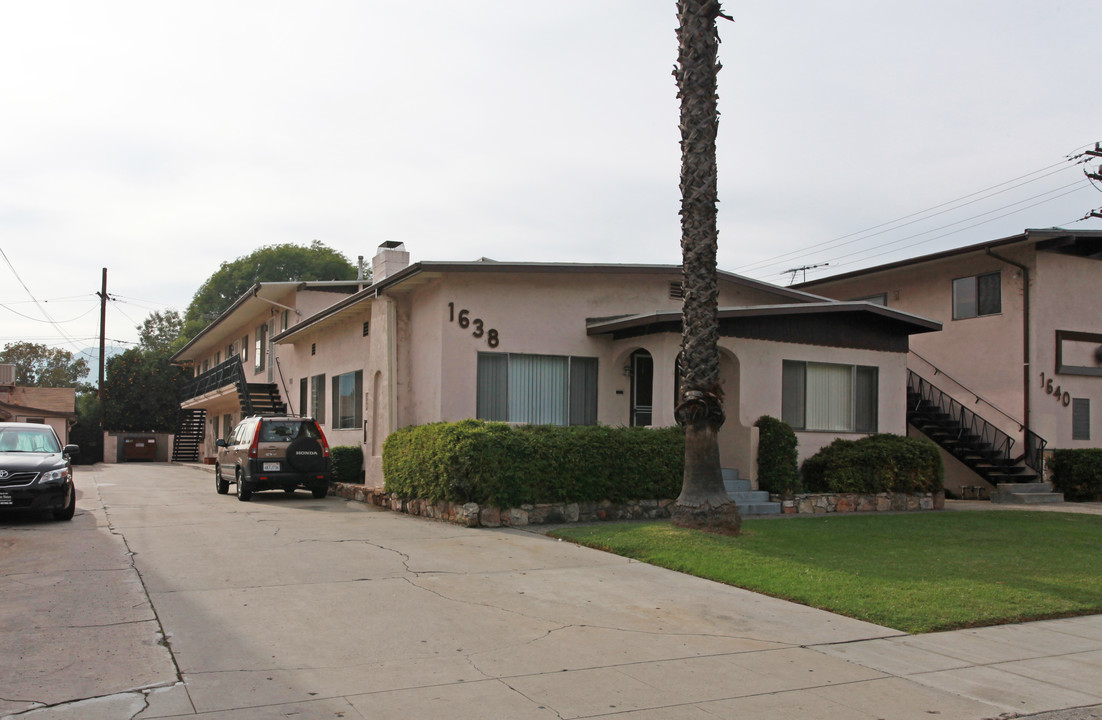 1638 Lake St in Glendale, CA - Building Photo