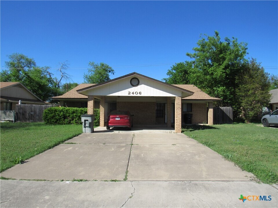 2406 Shoemaker Dr in Killeen, TX - Building Photo
