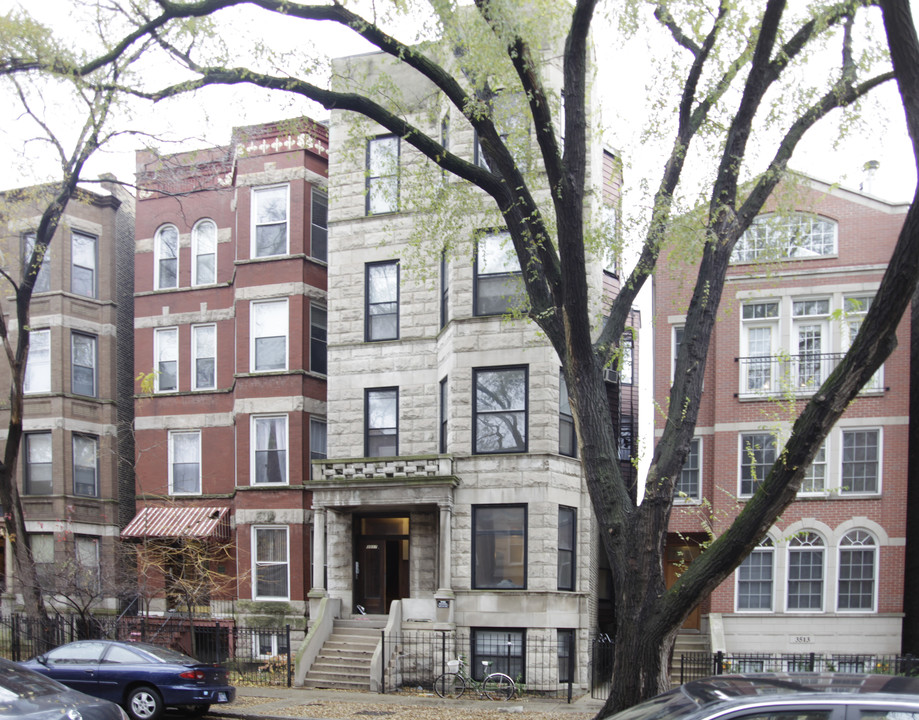 3517 N Reta Ave in Chicago, IL - Foto de edificio