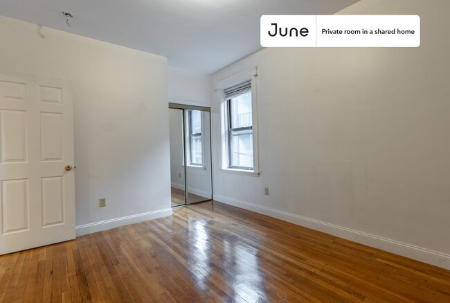 Private bedroom in 4 bed/2 bath Home in Boston, MA - Building Photo - Building Photo