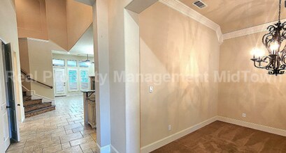 2024 S Hill Dr in Irving, TX - Building Photo - Building Photo