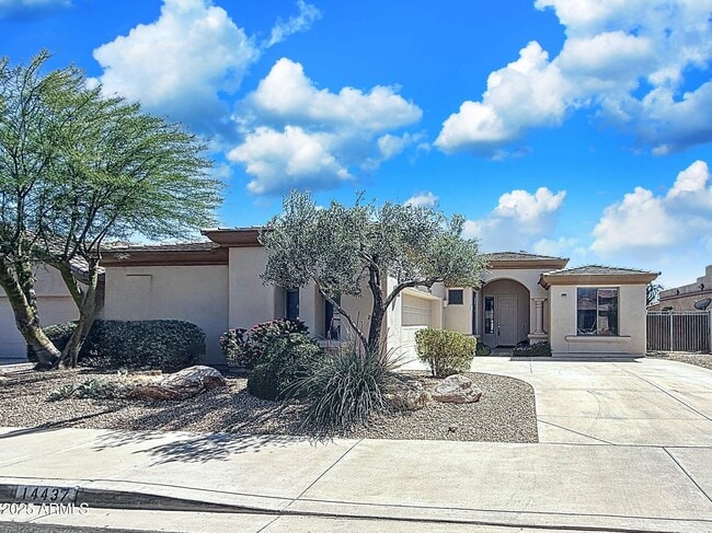 property at 14437 W Lexington Ave