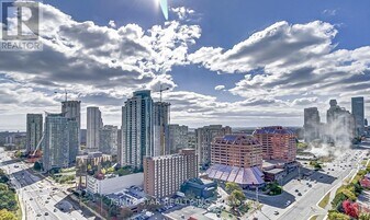 60 Absolute Ave in Mississauga, ON - Building Photo