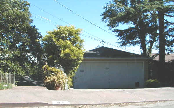 57 Edgecroft Rd in Kensington, CA - Building Photo