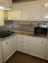 21401 W Hammond Dr in Porter, TX - Building Photo