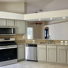 4707 Wessex Way in Land O Lakes, FL - Building Photo - Building Photo