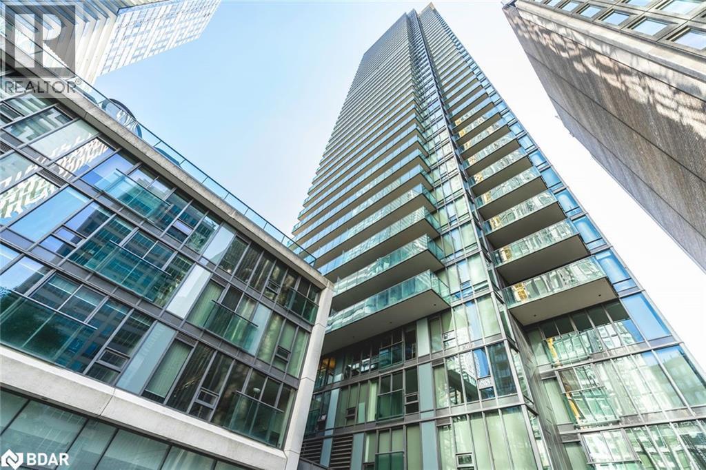 33 Lombard St in Toronto, ON - Building Photo