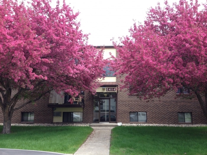 Foxdale Apartments in Fargo, ND - Foto de edificio