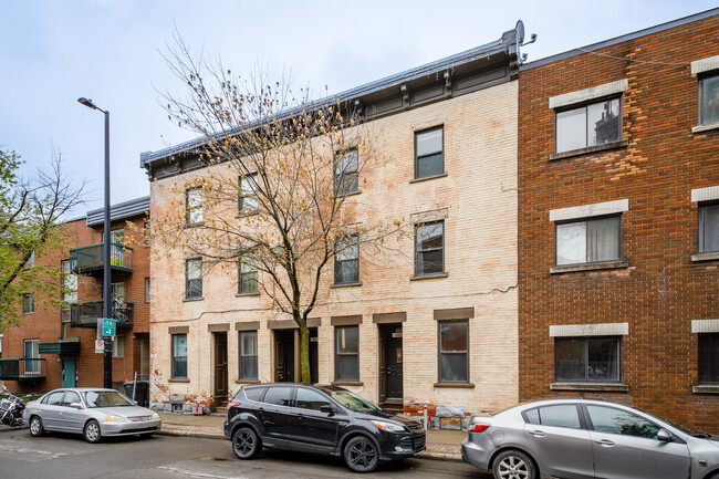 1660 Grand Trunk St in Montréal, QC - Building Photo - Building Photo